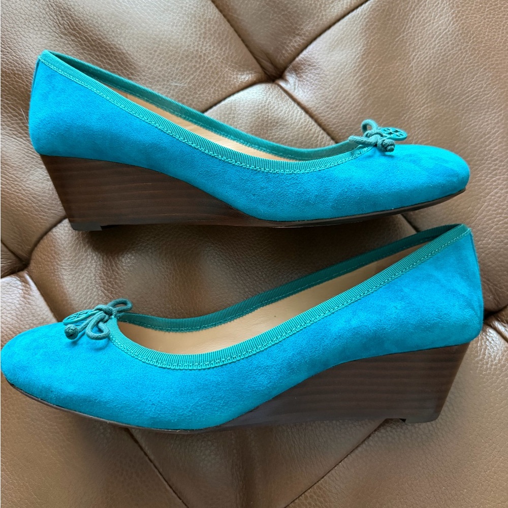 Tory Burch Turquoise Suede Ballet Wedge 7 EUC